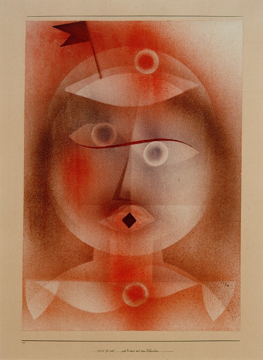 Paul Klee, Maske mit Fähnchen (Bauhaus,Deutsche Kunst,Geometrie,Kunst,Mensch,Portrait,Geometrisch,Der Blaue Reiter,Abstrakte Kunst,Schweizerische Kunst,Kreis,Kopf,Abstraktion,Fähnchen,Rot,Blick Aus Dem Bild,Viereck,Form,Raute (Form),Maske (Gegenstand),Fahne,Signatur,Farbe)