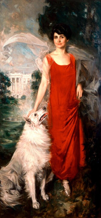 Howard Chandler Christy, Grace Coolidge (First lady, Präsidenten-Gattin, USA, Amerika, Ehefrau, Persönlichkeiten, Ganzkörper-Portrait, Politik, rotes Kleid, Umhang, Hund, Collie, Wunschgröße)