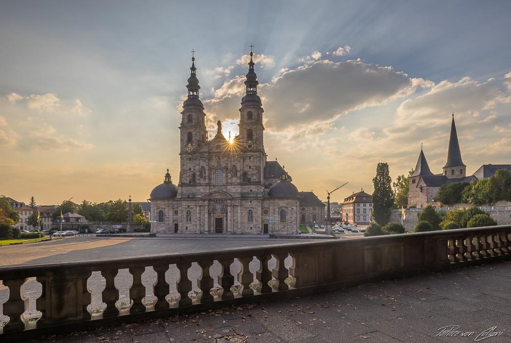 Konfiguration benutzen (Fulda, Dom, San Salvator, Domplatz, Städte, Deutschland, Architektur, Kirche, Barock, Gebäude, Panorama, Fotokunst,  Dämmerung, Wunschgröße, Wohnzimmer)