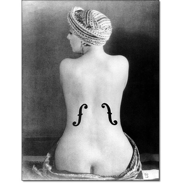 Man Ray, Le Violon d'Ingres 1924 (Rückenakt, Frauenrücken, Violine, weibliche Form, Fotografie,Adaption, surreal, Badezimmer, schwarz/weiß)