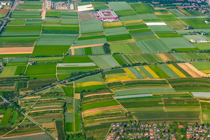 Konfiguration benutzen (HADYPHOTO, Deutschland, Fußballstadion, Opel-Arena, Felder, Landschaft, Fotografie, Landschaftsfotografie, Büro, Wohnzimmer, Luftaufnahmen, Vogelperspektive, Wunschgröße, bunt)