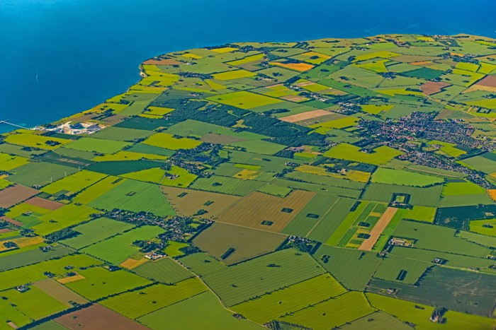 Konfiguration benutzen (HADYPHOTO, Felder, Landwirtschaft, Dänemark, Meer, Küste,  Fotografie, Landschaftsfotografie, Büro, Wohnzimmer, Luftaufnahmen, Vogelperspektive, Wunschgröße, bunt)