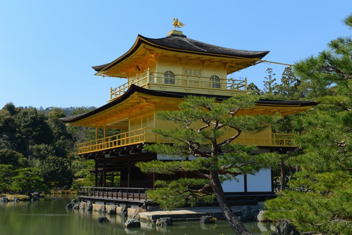 Hady Khandani, GOLDEN PAVILLION - KINKAJU-JI - KYOTO 5 (Architektur, Landschaft, Tempel, Pavillon, Fotografie, Japan, Park, Wohnzimmer, Treppenhaus, Wunschgröße, bunt)