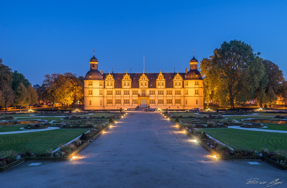 Konfiguration benutzen (Park, Garten, Schlossgärten, Schloss, Gebäude, Architektur, Paderborn, Abendszene, Beleuchtung, Wunschgröße, Treppenhaus, Wohnzimmer, Fotografie)
