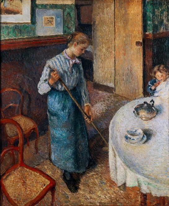 Camille Pissarro, La petite bonne de campagne (Dienstboten,Frau,Gesellschaft,Hausarbeit,Kind,Kunst,Mädchen,Möbel,Wohnzimmer,Wohnung,Impressionismus,Tisch,Pointillismus,Besen,Französische Kunst,Putzen,Gefäss,Diener,Dienstmädchen,Sessel,Stuhl,Haushalt,Frauenleben,Junge Frau,Teekanne,Kehren,Reinigung)