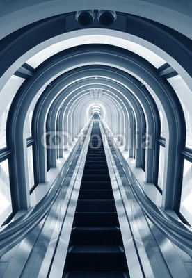 leeyiutung, Futuristic tunnel and escalator of steel and metal, interior view. Futuristic background, business concept (treppenhaus, rolltreppe, tunnel, blickwinkel, rohr, u-bahn, way, stahl, bauen, zukunft, business, urbano, zentrum, verkehr, cyberspace, decke, korridor, halle, technologie, abstrakt, modern, geometrisch, stadtteil, futuristisch, entwerfen, architektu)