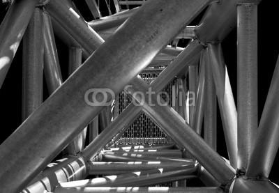 taurusnyy, Complex ladder. Urban geometry, Street photography, Complex design. Modern art. Abstract art design.Steel beams. Industrial art. Industrial design. Blue sky background. Industrial geometry. Steel art, (minimal, isoliert, chrome, stahl, géométrie, minimalismus, urbano, erfolg, licht, gebäude, abstrakt, modern, minimum, geometrisch, komplexität, komplex, rahmen, gewerblich, entwerfen, architektur, röhren, symmetrisch, kunst, kunstvoll, hintergrun)