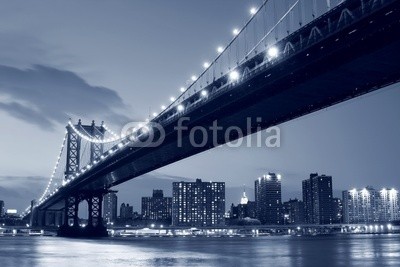 Joshua Haviv, Manhattan Bridge and Manhattan skyline At Night (manhattan, skyline, hauptstädtisch, orientierungspunkt, new york city, brücke, new york city, amerika, architektur, attraktion, schönheit, brooklyn, gebäude, business, zentrale, stadt, stadtlandschaft, kommerzielle, downtown, abenddämmerung, berühm)