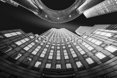 mandritoiu, Fine Art, black and white, abstract, upward perspective of New York skyscrapers (new york city, abstrakt, schwarz, weiß, architektur, kunst, kunstvoll, gebäude, business, zentrale, stadt, stadtlandschaft, wolken, kolonne, konstruktion, altersgenosse, konvergenz, dunkel, finanz-, hoch, hochhaus, orientierungspunkt, licht, manhatta)