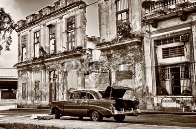 javigol860101, Sepia toned image of old classic car on Havana street (sepia, american, architektur, asphalt, personenwagen, kfz, gebäude, autos, karibik, stadtlandschaft, classic, cuba, kubaner, reiseziel, exotisch, äusseres, fassade, havana, hispanics, altmodisch, old-timer, parked, gehsteig, retro, straßen, straße, sti)