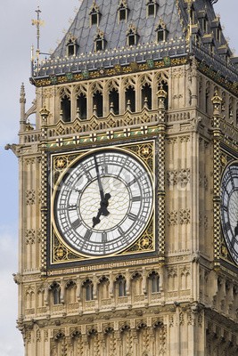 Blickfang, Big Ben London (englisch, britischer, england, london, architektonisch, sehenswürdigkeit, hauptstadt, historisch, reiseziel, urlaub, stadtlandschaft, big ben, regierung, parlament, themse, gebäude, turm, uhren, stundenzeiger, minutenzeiger, verziert, dial, hochforma)