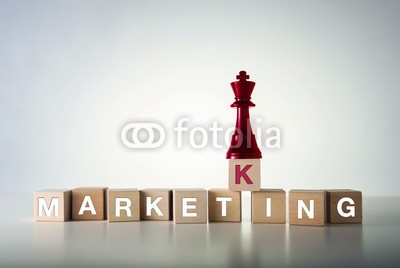 farizun amrod, Market king concept with wooden blocks and chess (werbung, aspiration, balance, boss, gebaut, business, kaufmann, kaufen, chancen, chess, auslese, coaching, konzept, entscheidung, entwicklung, wirtschaft, finanz-, finanzen, zerbrechlichkeit, glücksspiel, glücksspiel, spiel, instabilität, investiere)