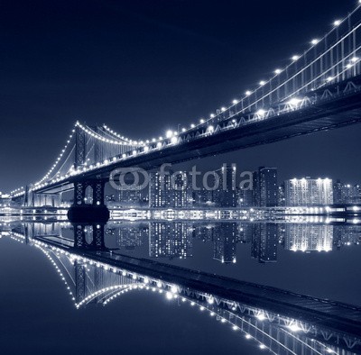 Joshua Haviv, Manhattan  Bridge and Manhattan skyline At Night (manhattan, brücke, orientierungspunkt, waterfront, urbano, reisen, skyline, hafenstadt, new york city, nacht, new york city, stadtlandschaft, stadt, brooklyn, amerika, architektur, attraktion, schönheit, gebäude, business, zentrale, kommerziell)