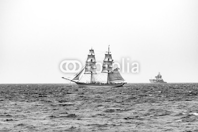 eplisterra, Sailing ships on the sea. Tall Ship.Yachting and Sailing travel. (schiff, segel, meer, ozean, segelboot, boot, schiffe, yacht, wind, regatta, segeln, kreuzfahrt, nautisch, navigation, wasser, sport, bootfahren, marin, himmel, gross, verkehr, freiheit, wettrennen, sailing, abenteuer, blau, crew, mast, urlaub, race)