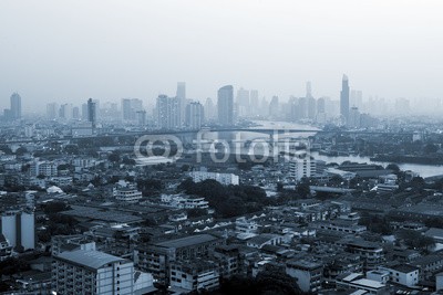 Sakrapee Nopparat, Business buildings at Bangkok city with skyline at sunrise, Monochrome style, Thailand. (stadt, skyline, nacht, jakarta, los, gebäude, monochrom, neu, himmel, york, büro, reisen, stadtlandschaft, downtown, indonesien, anblick, orientierungspunkt, sonnenuntergang, business, licht, architektur, skyscraper, groß, urbano, tourismus, hoc)