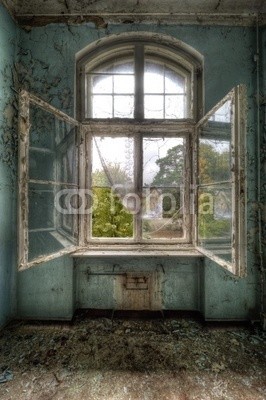 Grischa Georgiew, open window (architektur, bejahrt, raum, zimmer, krankenhaus, verfallen, krankenhaus, fenster, gardine, offener, blick, rahmen, fensterrahmen, dreck, umwelt, wand, farbe, abblättern, blättern, depression, stimmung, umweltverschmutzung, verschlechtern, putz, geschicht)