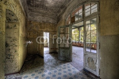 Grischa Georgiew, Beelitz Floor (architektur, bejahrt, raum, zimmer, krankenhaus, verfallen, krankenhaus, fenster, blick, tür, rahmen, fensterrahmen, dreck, umwelt, wand, farbe, abblättern, blättern, depression, stimmung, umweltverschmutzung, verschlechtern, putz, geschicht)