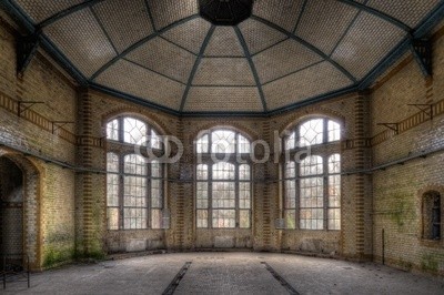 Grischa Georgiew, alte Halle (bejahrt, architektur, ruine, krankenhaus, haus, raum, krankenhaus, verfallen, kultur, halle, vergangenheit, licht, gebäude, kaputt, geschichte, aufpolieren, instandsetzung, wand, verschmutzt, verschmutzt, mystisch, surreal, erbschaft, ddr, trepp)