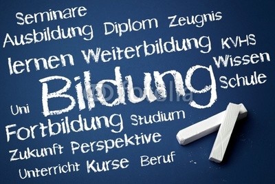 Coloures-pic, Bildung (entwicklung, schulung, weiterbildung, weiterbildung, lernen, zukunft, richtungen, richtungen, einordnen, werkstätte, studieren, erfolg, meister, studieren, rätseln, wort, text, abitur, schule, diplom, beruf, debatte)