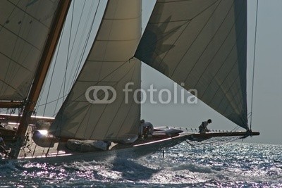 Christophe Baudot, bateau à voile en mer (segelboot, yacht, boot, segelboot, handwerk, wind, boot, meer, transport, sailing, seefahrt, matrosen, wasser, holz, leisure, urlaub, amusement, melisse, steuerruder, nautisch, navigieren, alt, naval, seemänner, erforschen, streich, handwerk, flüssigkei)