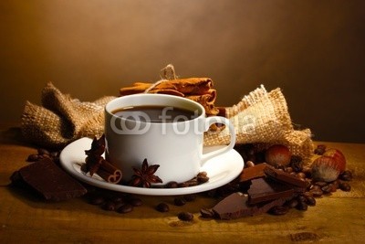 Africa Studio, coffee cup and beans, cinnamon sticks, nuts and chocolate (kaffee, tassen, zimt, nuss, schokolade, afrika, anis, aroma, backgrounds, bar, bohne, getränke, schwarz, frühstücken, aufbrühen, braun, café, koffein, cappuccino, cappuccino, trinken, essen, espresso, flavour, foodie, mahlen, hitze, hot, indien, keny)