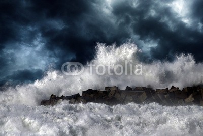 Zacarias da Mata, Storm wave (pfeiler, ozean, stürmisch, sturm, welle, bewölkt, wolken, blau, atlantic, leuchtfeuer, groß, kalamität, klima, farbe, wirbelsturm, gefahr, dunkel, tage, katastrophe, dramatisch, energie, fließen, freiheit, gott, hafen, schwer, hoffnung, horizont, orka)