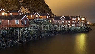 Blickfang, Fischerhütten  Lofoten Norwegen (lofoten, norge, hütte, rot, polarkreis, winter, arktis, nacht, niemand, licht, beleuchtet, natur, dunkel, landschaft, himme)