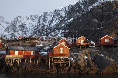 Blickfang, Fischerhütten  Lofoten Norwegen (lofoten, norge, hütte, rot, polarkreis, winter, arktis, nacht, niemand, licht, beleuchtet, natur, dunkel, landschaft, himmel, schnee, wasser, atlanti)