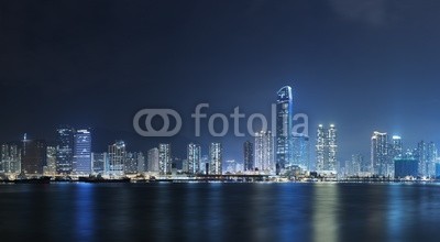 leeyiutung, Hong Kong City Night (apartment, architektur, asien, hintergrund, china, stadt, stadtleben, stadtlandschaft, stadtlandschaft, konstruktion, altersgenosse, überfüllt, stadtteil, gutshof, hoch, hong kong, hong kong, lebensstil, herrenhaus, panorama, wandeln, bürgerstei)