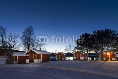 Blickfang, Hütten in Norwegen Tysfjord (lofoten, norge, hütte, rot, polarkreis, winter, arktis, nacht, niemand, licht, beleuchtet, natur, dunkel, landschaft, himmel, leuchtturm, schne)