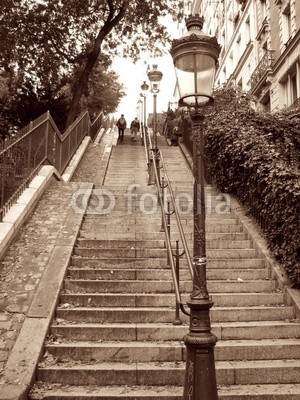 Myrtille MLB, Montmartre, Paris (montmartre, paris, hügel, treppe, rot, rue, stehlampe, amelia, fohlen, kunst, künstler, pflasterstein, winter, basilika, hauptstadt, hügel, frankreich, maler, maler, gefälle, malen, populär, poet, poesie, viertel, heilig, herz, sightseeing, touriste)