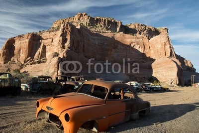 forcdan, Old car on route 66 (alt, autos, jahrgang, metall, rostig, leerstehend, verkehr, personenwagen, vergessen, kfz, 66, stirnlampe, vehikel, retro, rost, broken, verrostet, classic, bejahrt, transport, antikes, uns, verschmutzt, age, american, defekt, amerika, stahl, schrot)