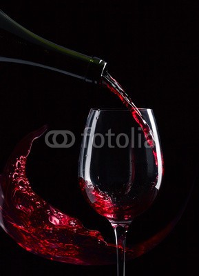 Igor Normann, red wine (wein, rotwein, alkohol, backgrounds, schaum, bar, schwarz, getränke, bordeaux, blase, cabernet, close-up, entwerfen, trinken, entladen, flasche, grün, glas, foodie, flüssigkeit, merlot, bewegung, mustern, gießen, rot, restaurant, platsch, studio, wirbe)