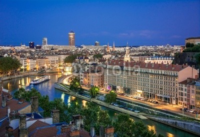 Alexi TAUZIN, Lyon, France (lyon, frankreich, viertel, stadt, europa, landschaft, anblick, höhe, reisen, sightseeing, downtown, europäisch, franzosen, architektur, halbinsel, haus, typisch, picturesque, konstruktion, hauptstädtisch, historisch, wohlstand, traditionell, lich)