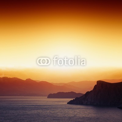 Ig0rZh, Sunset, mountains, sea (glühend, licht, berg, ozean, meer, himmel, sonnenuntergänge, schöner, dunkel, morgengrauen, abenddämmerung, abend, glühen, hügel, horizont, see, natur, orange, draußen, peace, einträchtig, rot, entspannen, landschaftlich, seelandschaft, silhouett)