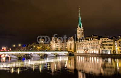 Leonid Andronov, Old town of Zurich at night - Switzerland (schweiz, rivers, stadt, turm, orientierungspunkt, europa, swiss, nacht, kirche, alt, limmat, dom, architektur, gebäude, stadtlandschaft, europäisch, brücke, reisen, historisch, town, abenddämmerung, uhren, twilight, zentrum, besinnung, straße, downtow)