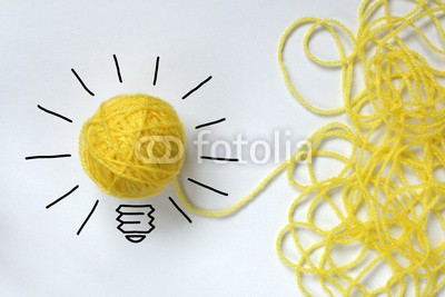 Brian Jackson, Good idea (ideen, ideen, inspiration, elektrisches licht, elektrisches licht, kreativität, licht, glühbirne, lampe, hell, konzept, innovation, wolle, vorstellung, motivation, lösung, gelb, brainstorming, schnur, isoliert, denkend, faden, seil, erfolg, symbo)