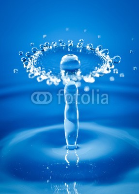 Andrey Armyagov, water drop (wasser, blau, entladen, fallen lassen, abstrakt, kulisse, backgrounds, gefroren, badewannen, schönheit, hell, blase, kreis, sauber, klar, close-up, kalt, farbe, konzept, kühl, trinken, tropfen, umwelt, fließen, strömend, frisch, gesundheit, gesun)