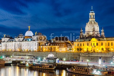 Mapics, Dresden bei Nacht, Deutschland (dresden, frauenkirche, nacht, elba, skyline, fließen, kirche, sachsen, stadt, stadt, schiff, boot, turm, dom, architektur, deutsch, historisch, sehenswürdigkeit, bla)