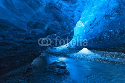 aiisha, Ice cave in Iceland (eis, cave, mendenhall, schnee, blau, winter, weiß, cave, gletscher, natur, berg, backgrounds, kalt, see, erforschungen, inneres, schönheit, farbe, reisen, himmel, wasser, hell, schöner, norden, eiszapfen, geologie, island, frühling, rivers, lich)