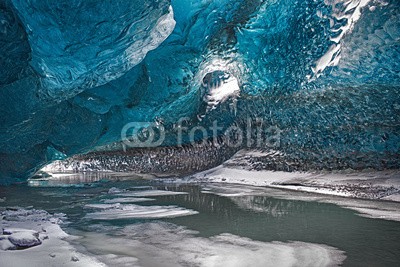 aiisha, Ice cave in Iceland (eis, cave, mendenhall, schnee, blau, winter, weiß, cave, gletscher, natur, berg, backgrounds, kalt, see, erforschungen, inneres, schönheit, farbe, reisen, himmel, wasser, hell, schöner, norden, eiszapfen, geologie, island, frühling, rivers, lich)