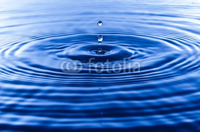 nasared, Wassertropfen, Tropfen, Water Drop (wasser, rieseln, wassertropfen, aufprall, aufsteigen, orange, blau, besinnung, bewegung, blase, close-up, energie, erfrischend, erfrischend, fallen, farbe, flüssigkeit, frisch, gefroren, trinken, wasser, klar, luftblasen, makro, meteor, nass, physi)