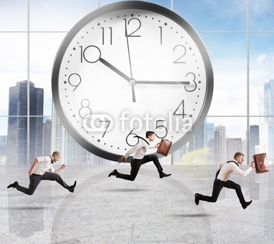 alphaspirit, Delay (kaufmann, business, herausforderung, konkurrenzfähig, wettbewerb, konzept, wettbewerb, verspätung, uhren, zeit, mann, einsatz, person, work, men at work, erfolg, erfolgreiche, gewinner, gespann, laufen, running, job, aktiv, schnell, rasch, schnel)