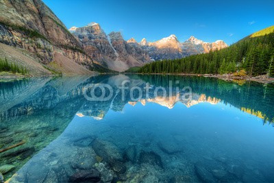 aiisha, Moraine lake (see, kanada, moräne, banff, felsig, berg, national, alberta, park, berg, landschaft, kanadier, pike, blau, schnee, gletscher, wald, vale, landschaftlich, felsig, draußen, wasser, schöner, natur, bunt, szenerie, himmel, fels, pike, baum, lebendi)