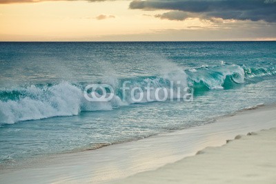 Nailia Schwarz, Cape Verde Beach (kap verde, insel, atlantic, ozean, meer, strand, sand, sandig, weiß, küste, sommer, sonne, froh, warm, sonnenuntergänge, abenddämmerung, sonnenuntergänge, einstellung, abend, sun rays, gold, gol)