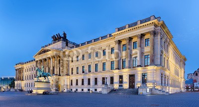 Blickfang, Schloss Braunschweig beleuchtet (brunswick, historisch, bejahrt, sehenswürdigkeit, touristisch, feld, löwe, palace, rathaus, reiseziel, niedersachsen, skulptur, wohnung, vergangenheit, haus, schloss, schloss, deutsch, kultur, beleuchtet, nacht, lampe, lich)