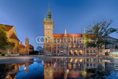 Blickfang, Rathaus  Braunschweig beleuchtet (brunswick, historisch, bejahrt, sehenswürdigkeit, touristisch, feld, löwe, palace, rathaus, reiseziel, niedersachsen, skulptur, wohnung, vergangenheit, haus, schloss, schloss, deutsch, kultur, beleuchtet, nacht, lampe, lich)