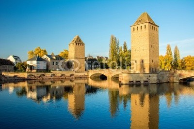 Alexi TAUZIN, Ponts Couverts à Strasbourg au crépuscule (strassburg, elsass, brücke, frankreich, schäferhund, département bas-rhin, stadt, wasser, wohlstand, turm, befestigung, abenddämmerung, tagesanbruch, sonnenuntergänge, tagesanbruch, sonne, kai, bank, rivers, besinnung, alt, typisch, picturesque, lich)