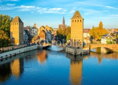 Alexi TAUZIN, Ponts Couverts à Strasbourg au crépuscule (strassburg, elsass, brücke, frankreich, schäferhund, département bas-rhin, stadt, wohlstand, turm, befestigung, abenddämmerung, tagesanbruch, sonnenuntergänge, tagesanbruch, froh, sonne, kai, bank, rivers, besinnung, alt, typisch, picturesque, lich)