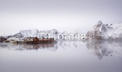 inigocia, Sunrise over Hamnoy, Norway (insel, lofoten, norge, winter, picturesque, szenerie, schöner, schnee, landschaftlich, touristen, reiseziel, norden, dorf, berg, pike, skandinavien, fjord, landschaft, draußen, meer, haus, town, panorama, entfernt, arktis, hütte, nordic, norwegisch)